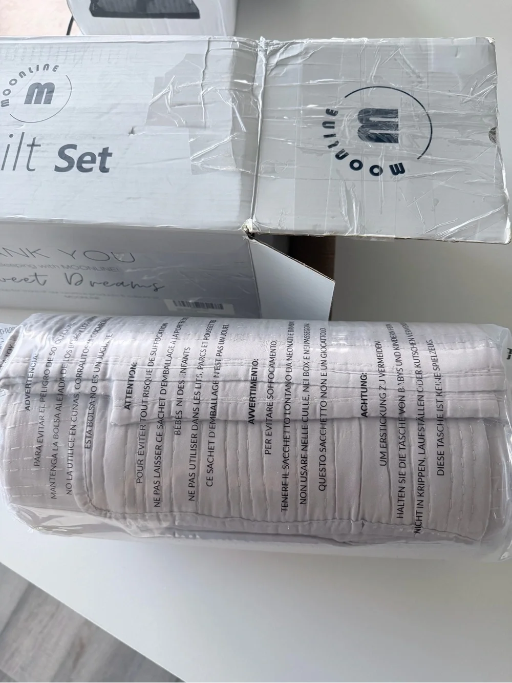 White Quilt Set - Bedding
